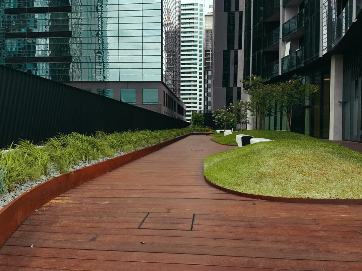 Luxury Cbd - Pool, Gym And Spa Melbourne Exterior photo